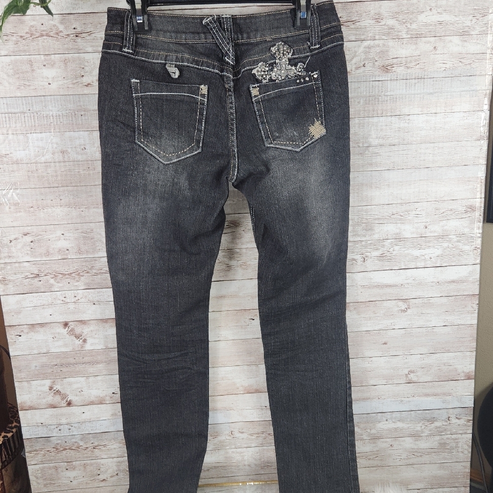 Z2 JeansB, lack Distressed Straight Leg Jeans, Inseam 31", L 39", Waist 32",Sz9 - Picture 8 of 8